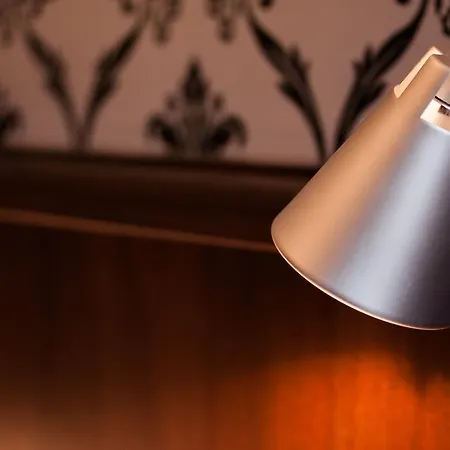 Garni Hotel Drei Lilien Hotell 3*