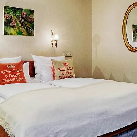 Garni Hotel Drei Lilien