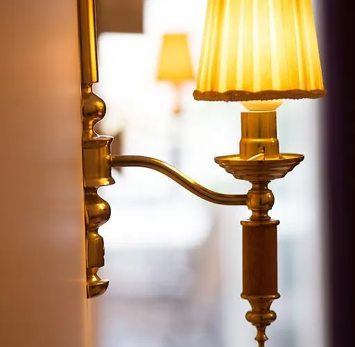 Hotel Garni Hotel Drei Lilien 3*