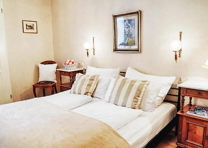 Hotel Garni Hotel Drei Lilien